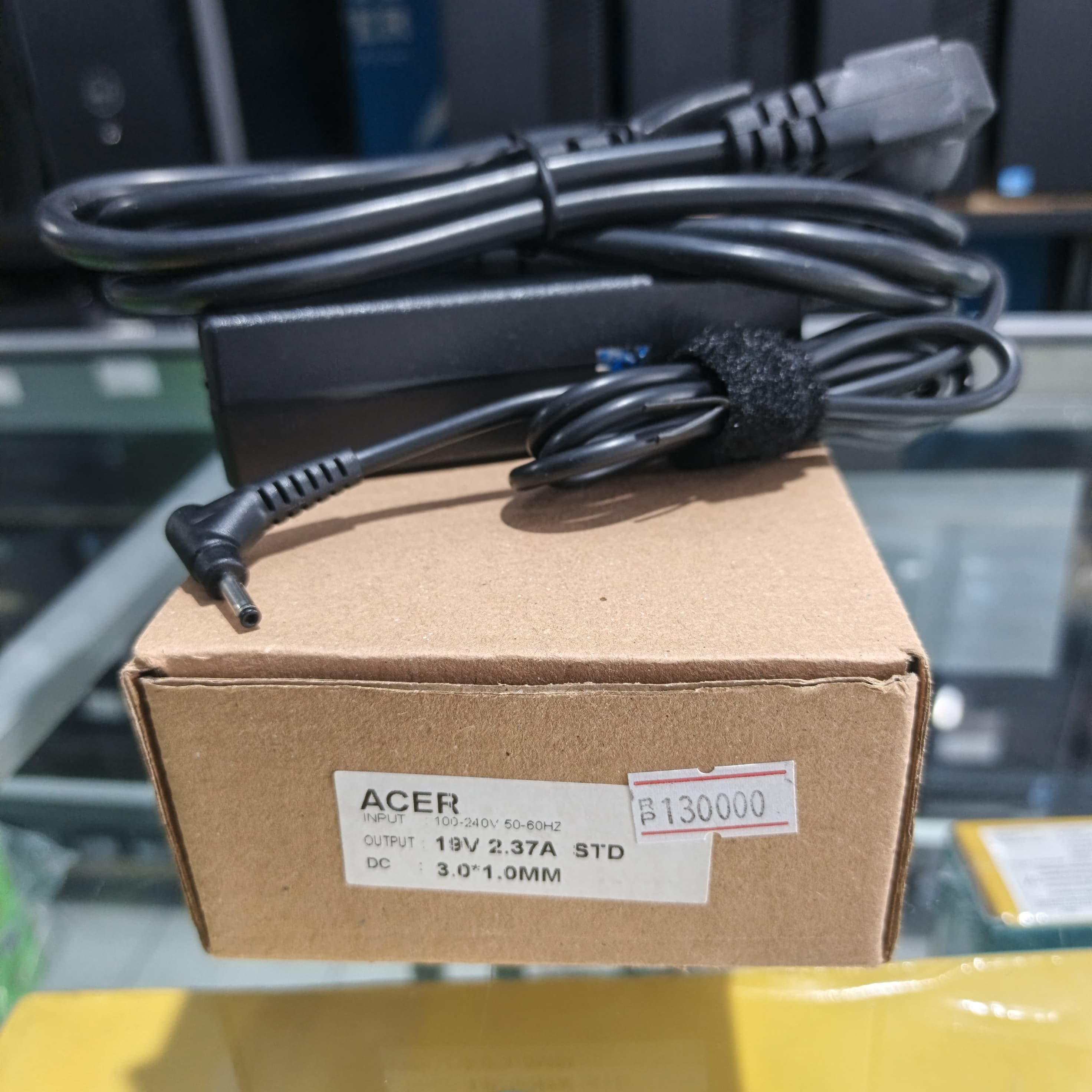 Charger ACER 2.37A (c.kecil)