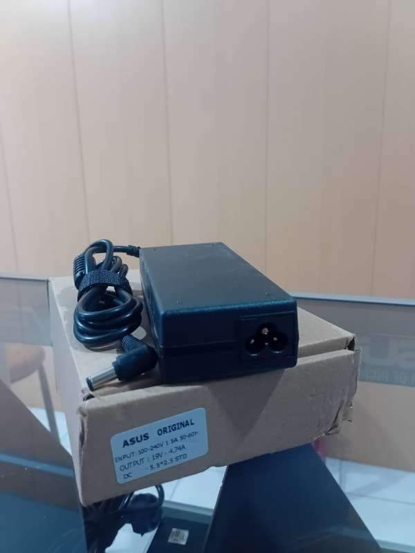 Charger Asus 4.74A (c.besar)