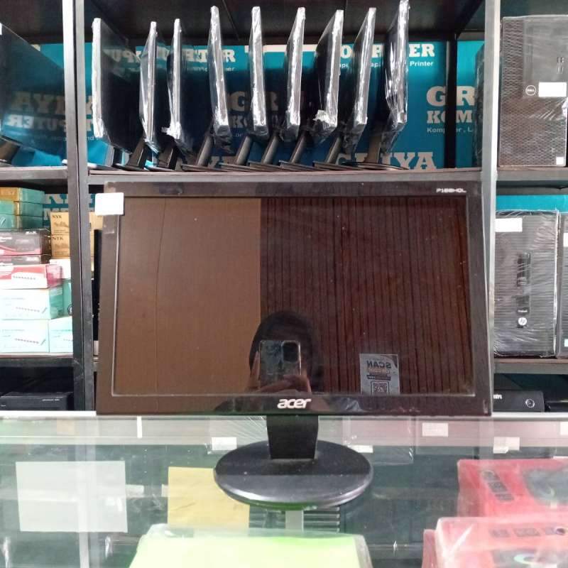 Monitor 16 inc Acer minus baret 