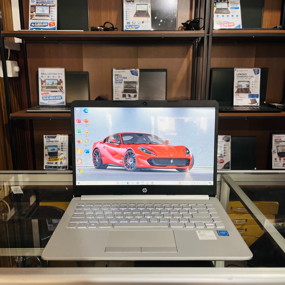 HP 14s - cf2017TU Intel Celeron N4020 4/256